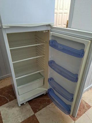 Nevera Whirlpool Blanca