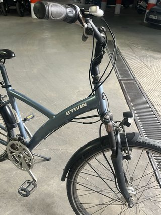 Bicicleta Trekking Btwin con marchas