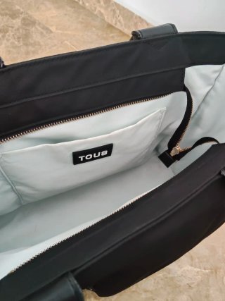 Bolso Tous Negro Nylon Cremalleras Doradas