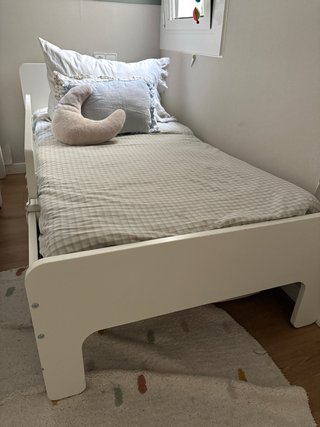Cama extensible IKEA blanca + Colchon