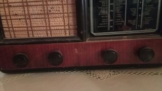 Radio Antigua Madera y Metal