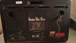 Radio Antigua Madera y Metal