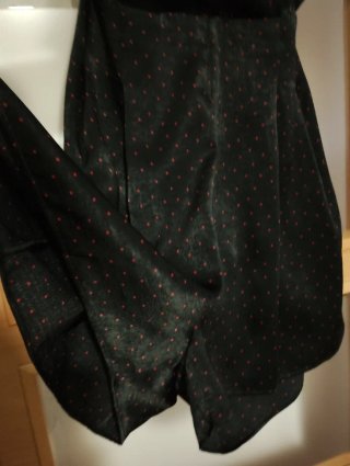Vestido-pantalon Zara Negro con Puntos Rojos
