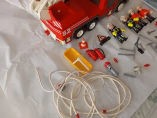 Playmobil Camión Bomberos 3879 con accesorios