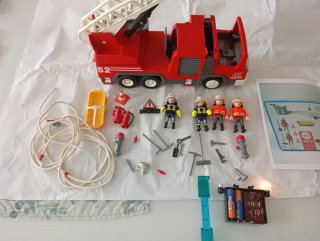 Playmobil Camión Bomberos 3879 con accesorios