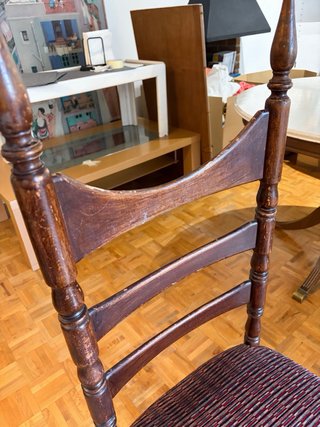 Juego de 2 sillas de madera con tapizado