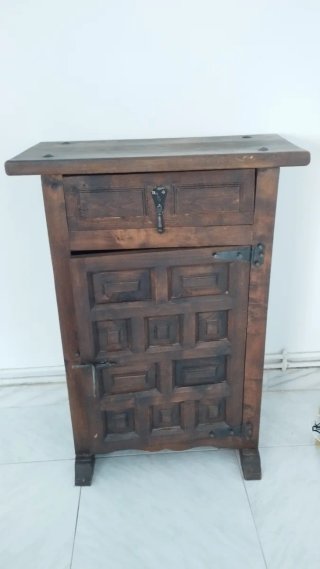 Muebles recibidor madera rústica