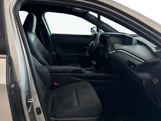 Lexus UX 250H BUSSINES 2WD