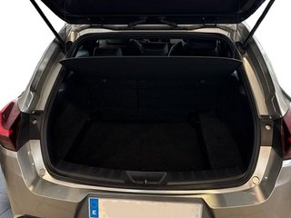 Lexus UX 250H BUSSINES 2WD