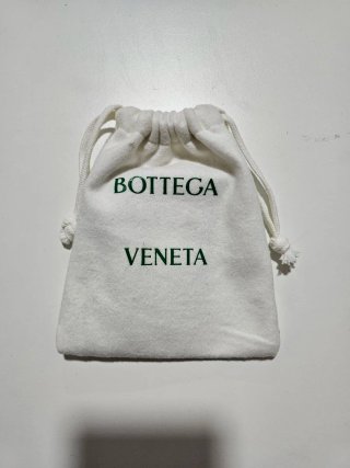 Cartera Bottega Veneta tejida negra