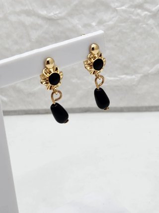 Pendientes Gold Filled Flor Negra