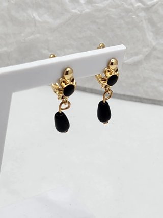 Pendientes Gold Filled Flor Negra
