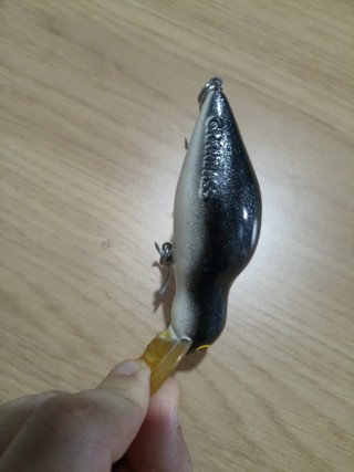 Señuelo Antiguo Granbass Negro