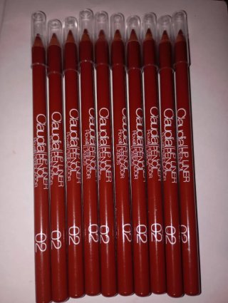 Lote 10 Lápices Labios Claudia Rovelli 02