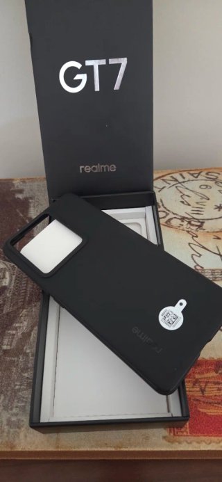 Realme GT7 12/512 Gb