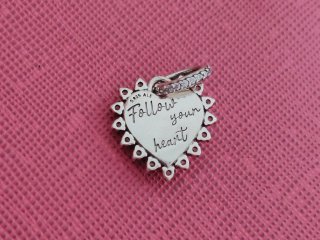 Pandora Corazón Flechado Plata y Circonitas
