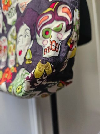 Bolso de hombro estampado Frida Kahlo y calaveras