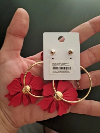 Pendientes flor roja y dorada