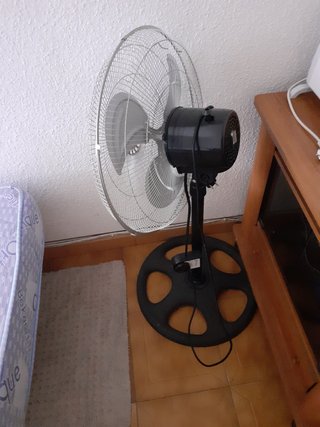 Ventilador potente negro/plateado