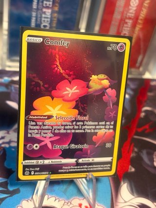 Carta Pokémon Comfey Básico