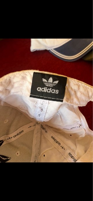 Lote Gorras Adidas y Nike