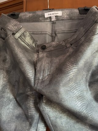 Pantalones Pedro del Hierro plateados