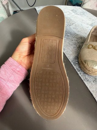 Alpargatas Cosmoparis Beige y Dorado