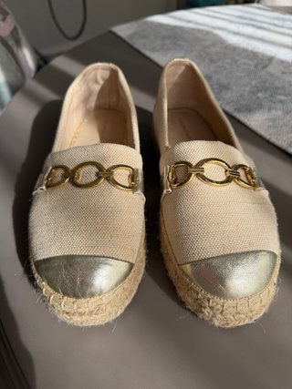 Alpargatas Cosmoparis Beige y Dorado