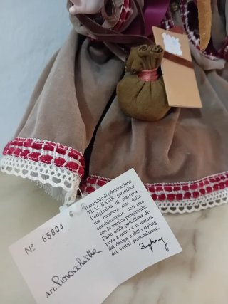Bambola Collezione Thai Batik- Pinocchietta-34 cm