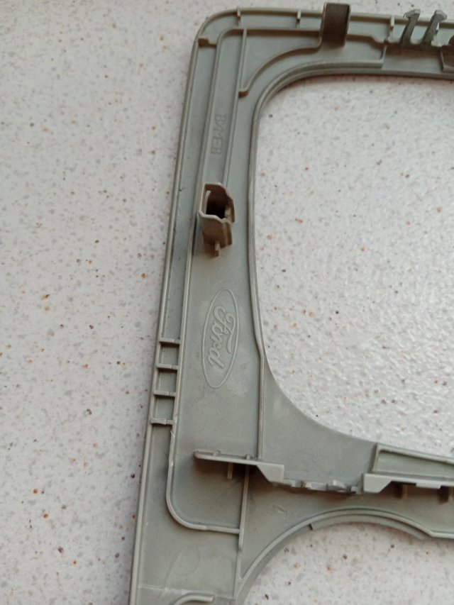 Marco clima gris Ford Focus mk2 tdci ghia