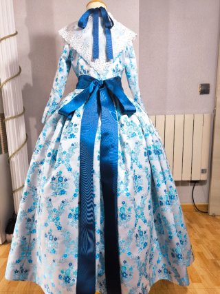 Traje Fallera NUEVO  Niña Azul/Blanco 9-11 Años