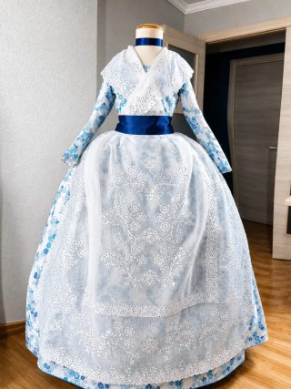 Traje Fallera NUEVO  Niña Azul/Blanco 9-11 Años