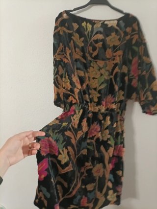 Vestido floral Zara Talla M