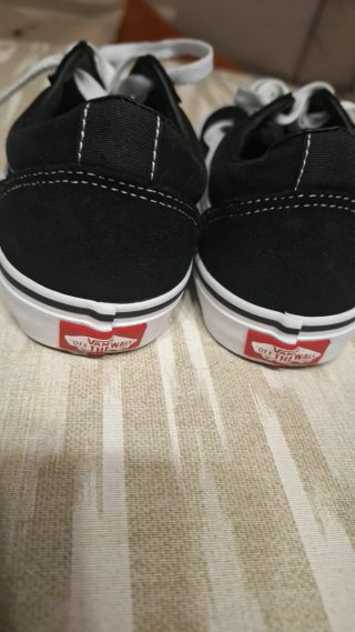 Zapatillas Vans Negras un uso