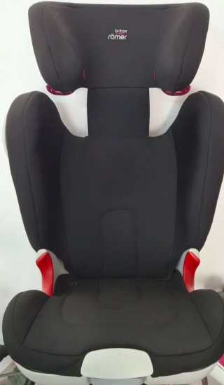 Silla de coche Britax Römer negra con isofix