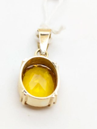 Colgante Oro 18k con Topacio Ovalado