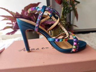 Sandalias Alma en Pena tacón