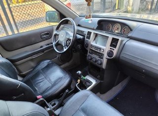 Nissan 226001 h210a8h7ma puerta tras izq x-trail -