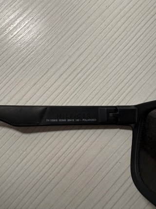 Occhiali da sole Tommy Hilfiger neri