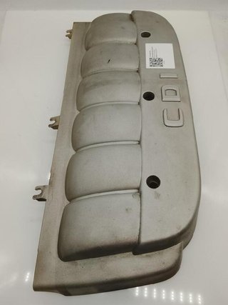 Tapa motor mercedes-benz a6130101067 clase e 3741