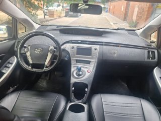 Toyota Prius 2016