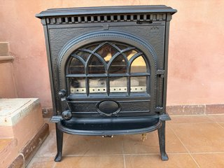 Estufa Jotul Hierro Gas Negra