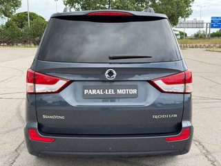 SsangYong Rodius Rodius D22T 178 CV Limited