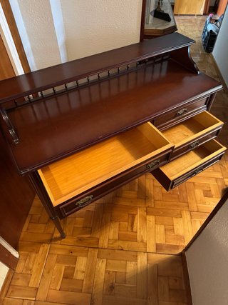 Escritorio estilo inglés madera