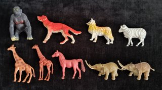 LOTE 44 FIGURAS DE ANIMALES DE PLASTICO VINTAGE