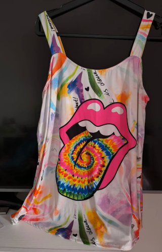 Camiseta tirantes labios.Talla única.Hasta 56.