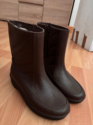 Botas marrones acolchadas