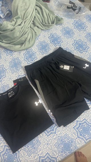 Conjunto Under Armour Camiseta y Pantalón Corto