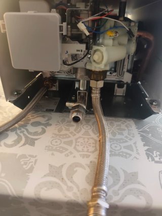 Termo de gas Junkers Bosch con ventilador
