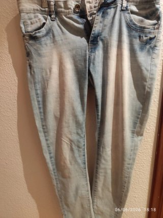 Pantalón vaquero pitillo verano